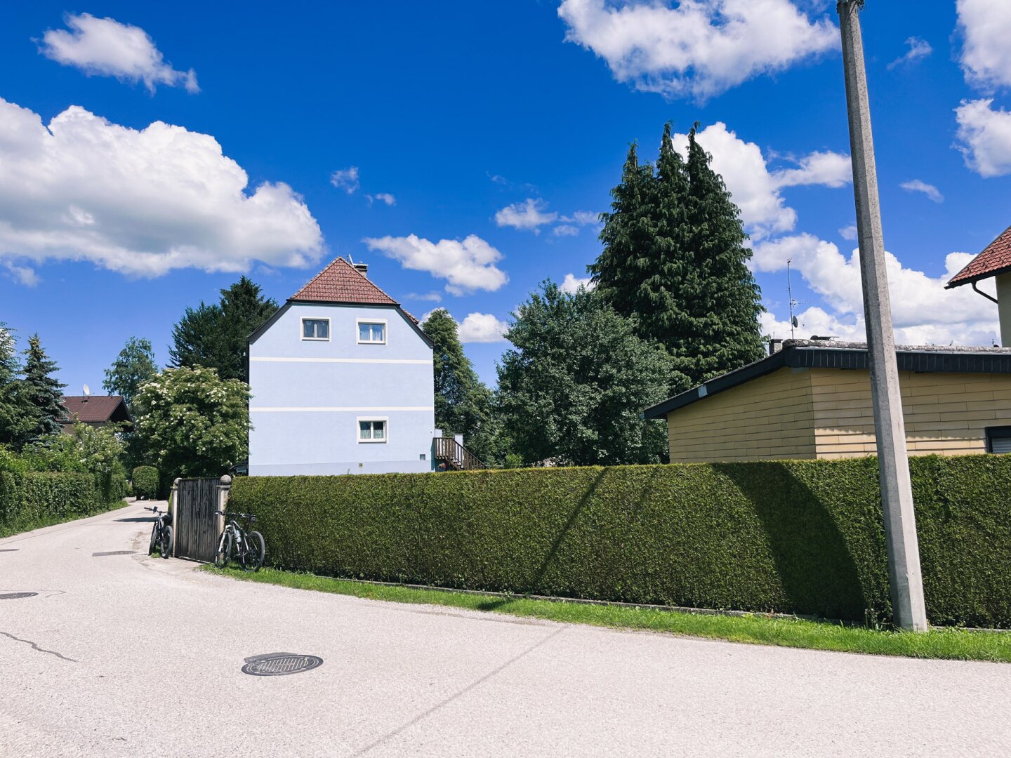 Grundstück von außen